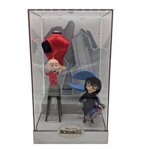 Edna Mode and Jack Jack Doll Set - Disney Designer Collection The Incredibles